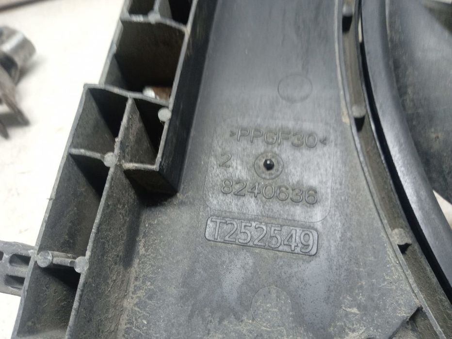 Electroventilator gmv 8240636 Renault Clio 4 (facelift) (2016 - 2019)