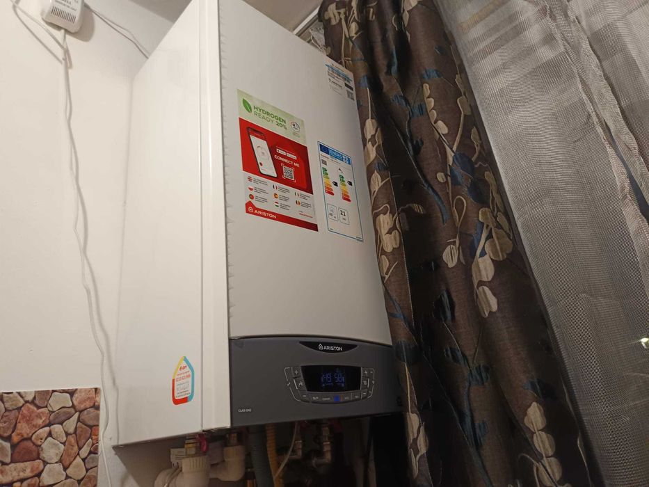 Închiriez apartament