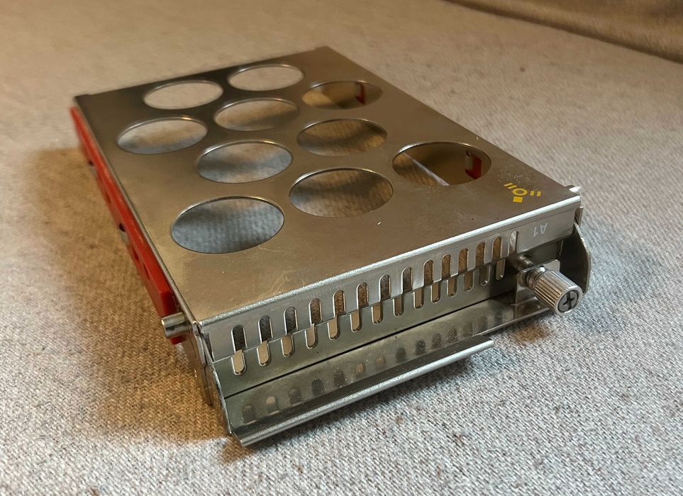Set 2 rack HDD server 3.5 hot swap caddy Sans Digital TowerRAID