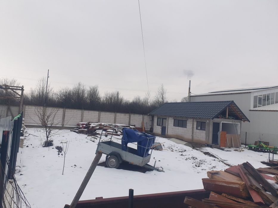 Vând teren cartier Narcise