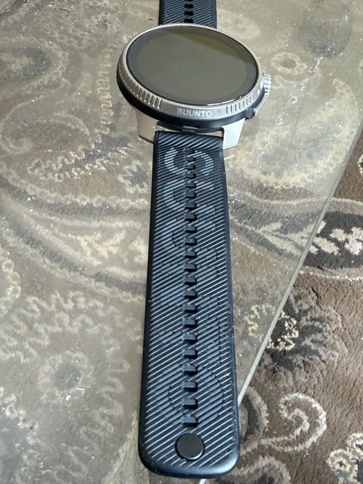 Suunto Race Titan
