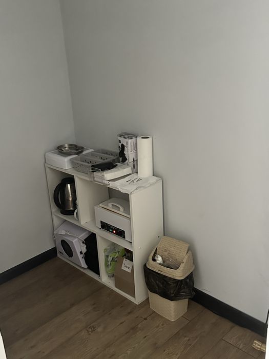 Аренда маникюрный стол