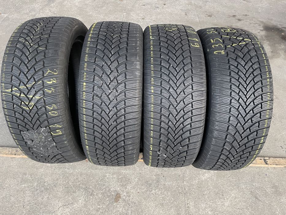4 anvelope  de iarna 235/50/19 Bridgestone