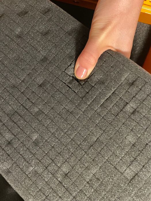 Geanta impermeabila rezistenta la socuri cu burete modular