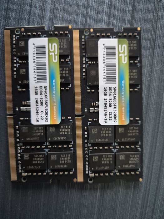 Продавам 32 gb ddr4 3200 mhz за лаптоп