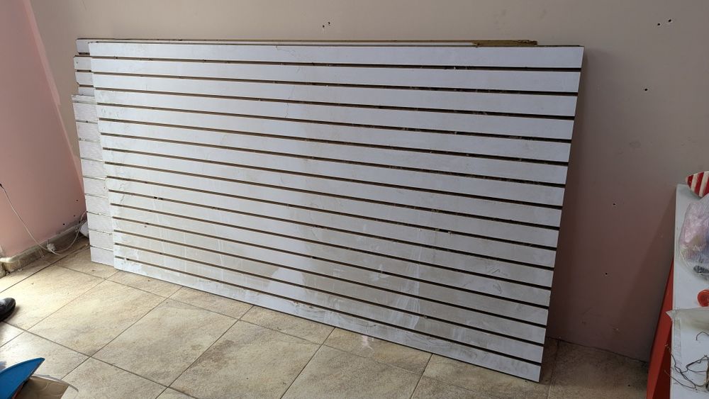 Эконом Понели Белый