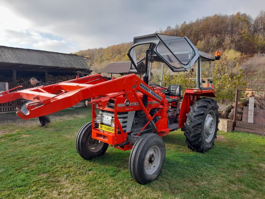 Tractor Massey Ferguson 158