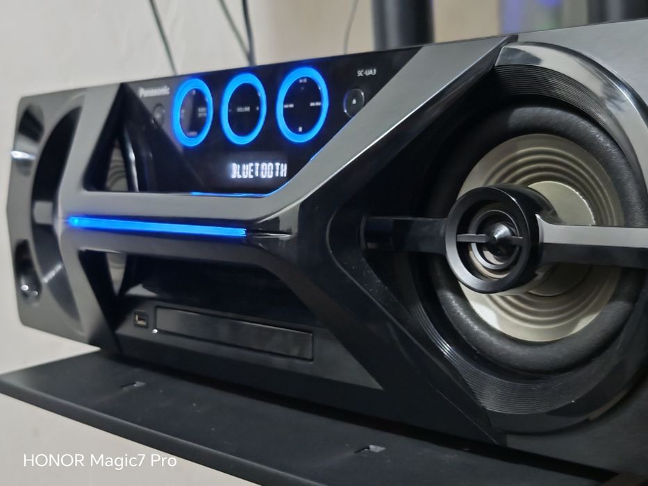 Panasonic UA3 audio tizimi