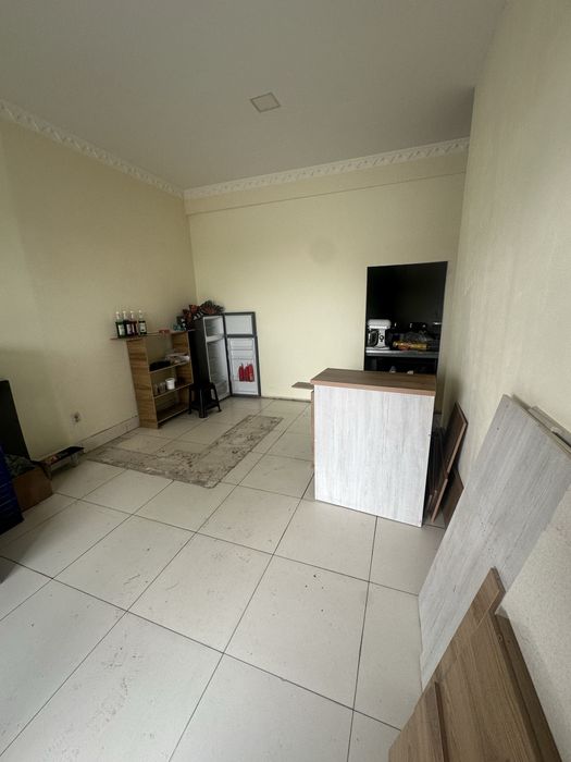 Yo’l boyida joylashgan 65 kv. Metrli noturar joy ijaraga beriladi.