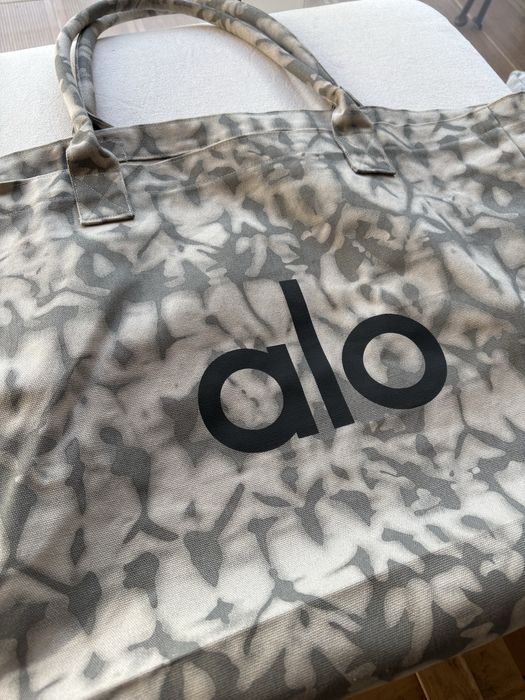 Tote bag на марката ALO