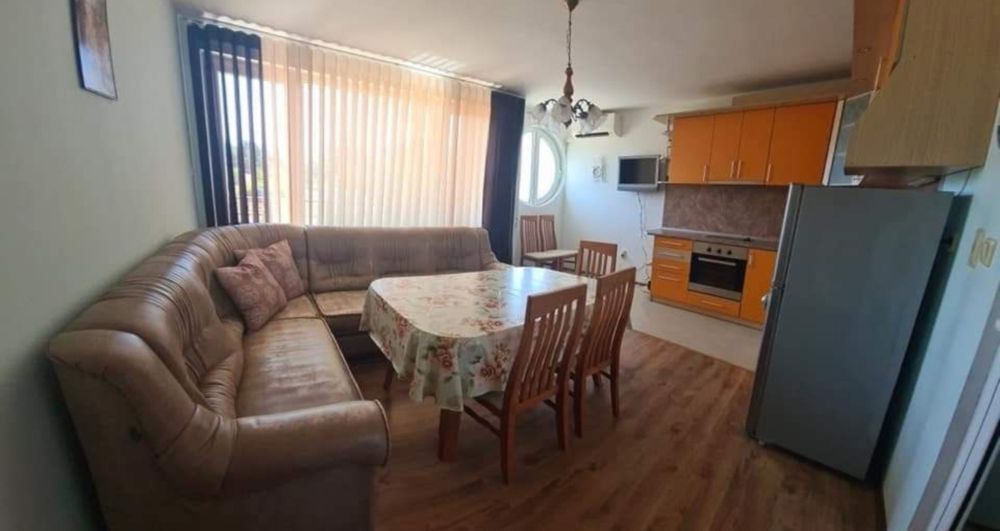 Дава се под наем Двустаен апартамент в Ахтопол - 65 кв.м за 45.9 € - Снимка #2