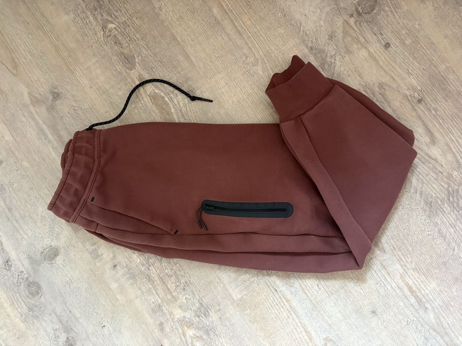 Долнище Nike Tech