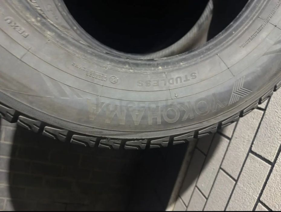 Продам резину на вавто