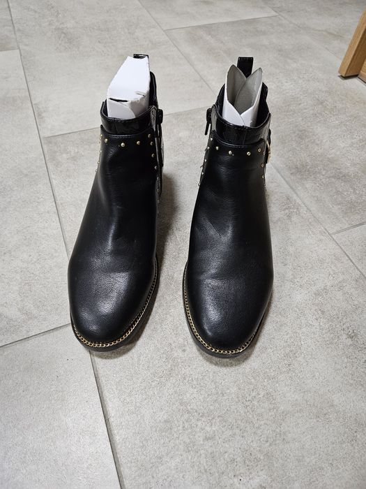 Боти River Island