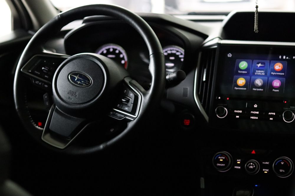 Продам subaru forester 2020