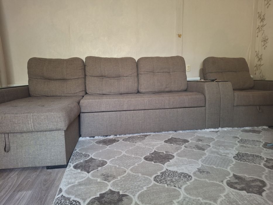 Продам  угловой диван