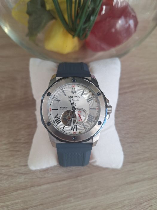 Vand ceas bărbătesc, automatic, marca Bulova Marine Star