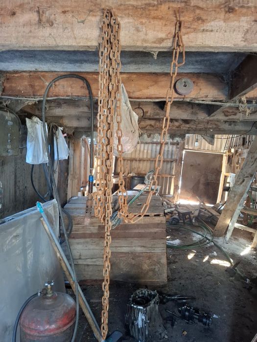 Сепаратор топор железный цепь заборчик