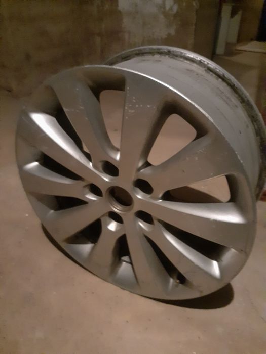 Vând janta r17 Opel Astra J diesel