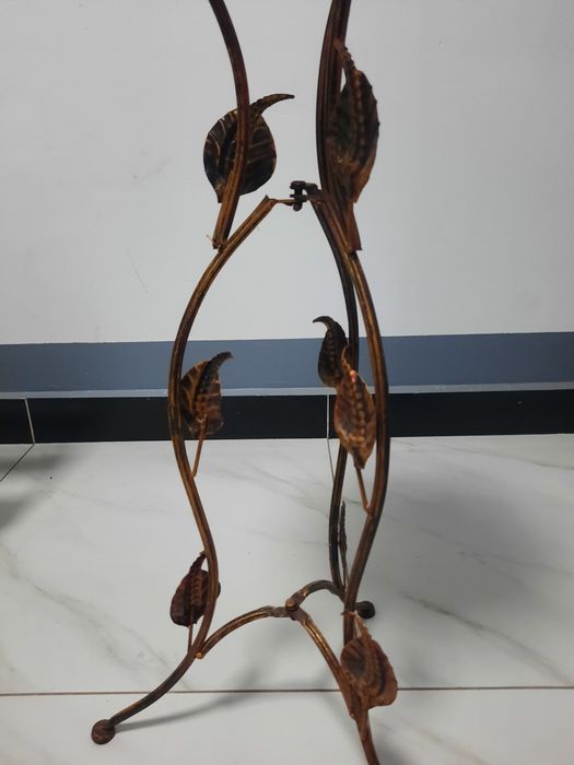 Подставка для цветов