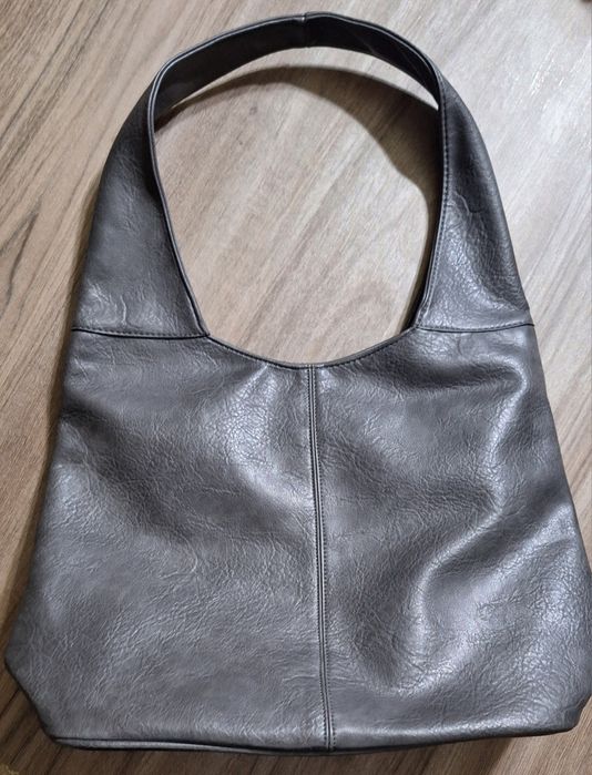 Vând geantă damă, gri, Marco Polo, nouă