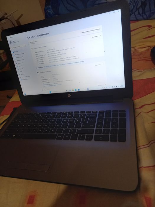Лаптоп hp 2025 година.