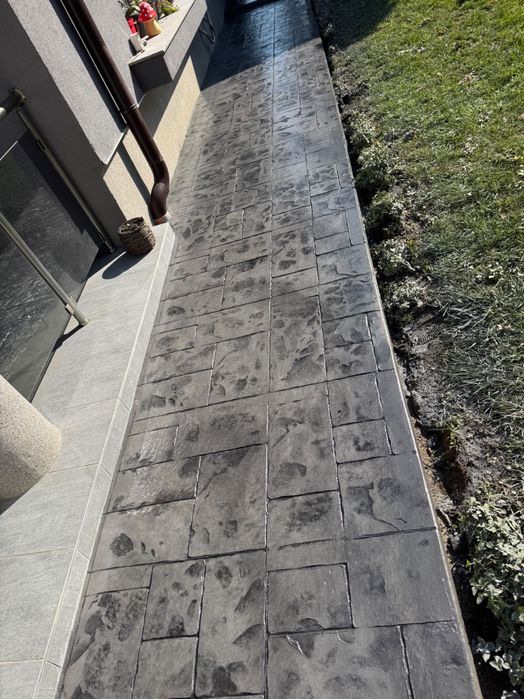 Щампован шлайфан бетон