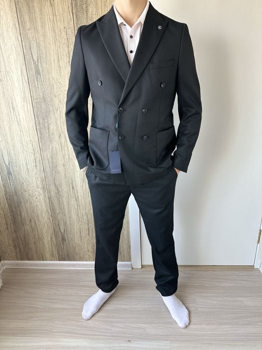 Новый костюм (25.000)