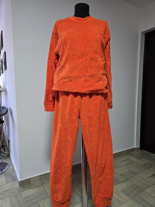 Compleu set, model din bumbac premium, culoare superba