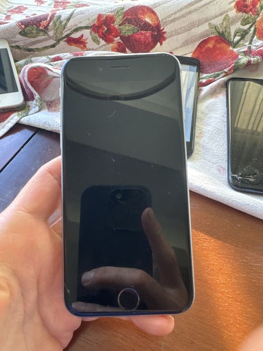 Iphone 4s, 5 s, 6, 6s ,7 , 7 plus -заключени и отключени