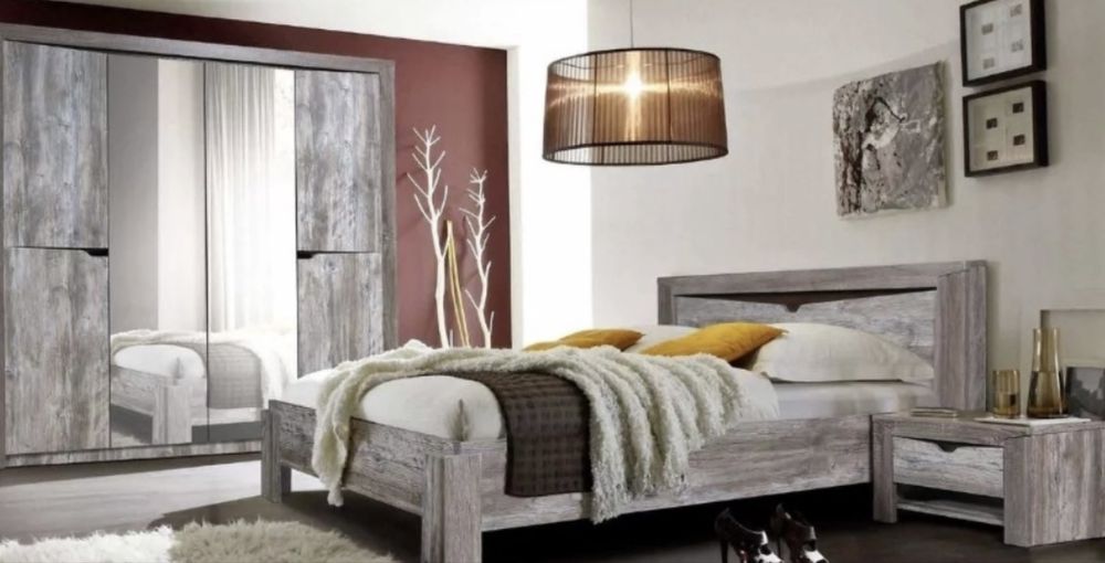 Продам спальный гарнитур