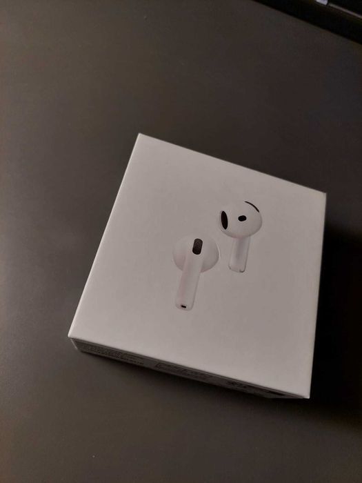 Casti Apple AirPods 4 ANC (Active Noise Cancellation)