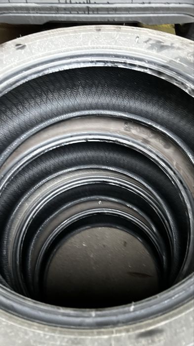 cauciucuri vara  205 55 r17 goodyear efficiency grip, folosite 3000 km