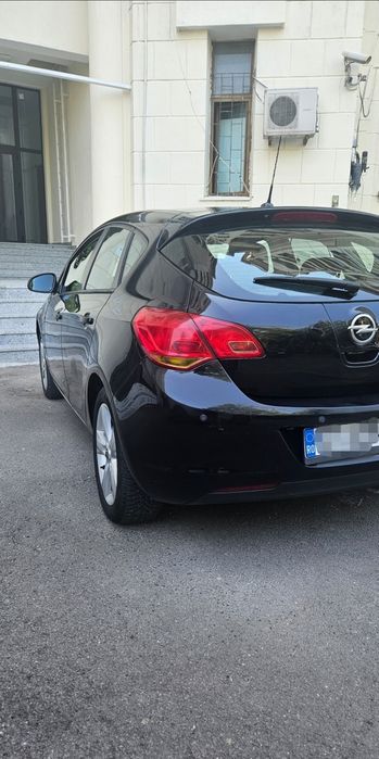 OPEL Astra 2010 — imagine 5