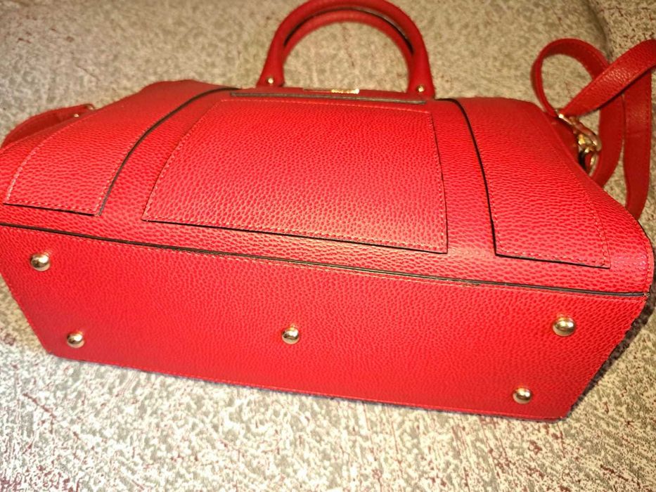 Кожаная сумка красная