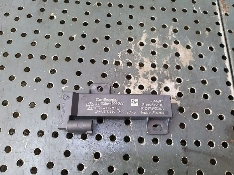 Modul keyless entry stanga spate jeep renegade 2840864000300 64469t 68051315ab 04749301ab