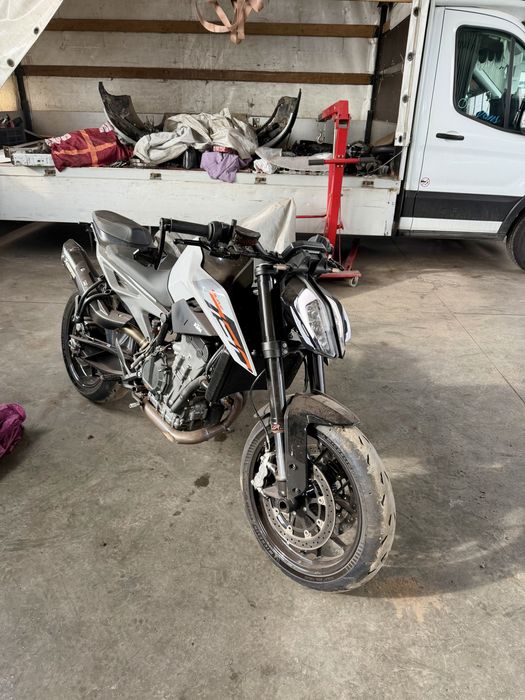 Ktm Duke 790 Quickshifter+, A2