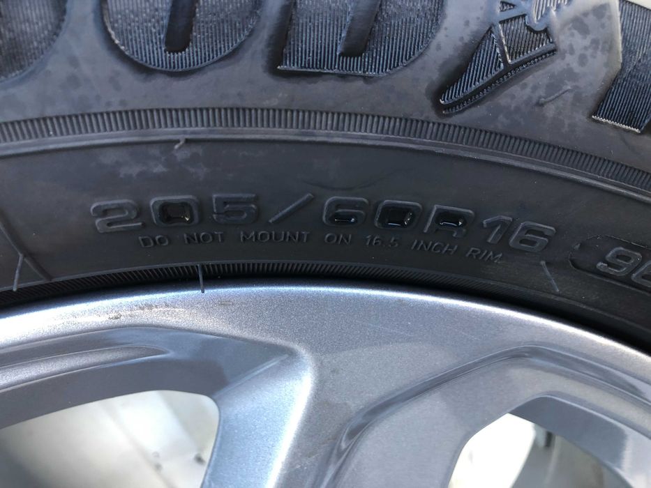 Jante Ford Focus 4  2019 Originale De Aliaj cu Anvelope M+S 205/60 R 16