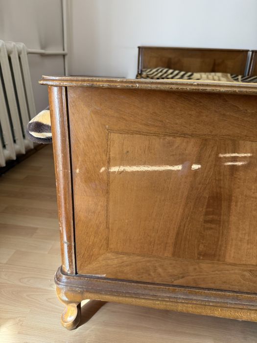 Румынская мебель, две кровати