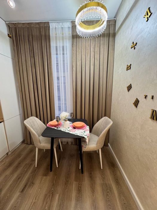 Махтумкули сдаётся 2х-ком евро ремонт