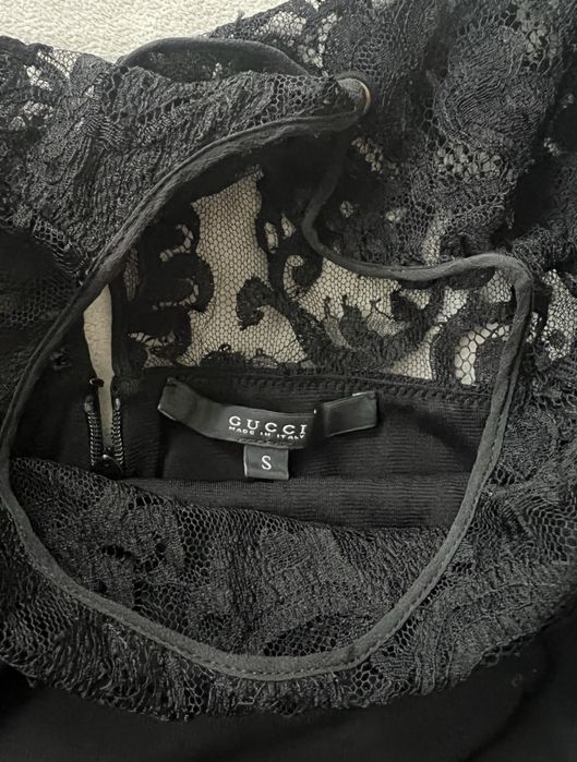 Черен топ с дантела Gucci