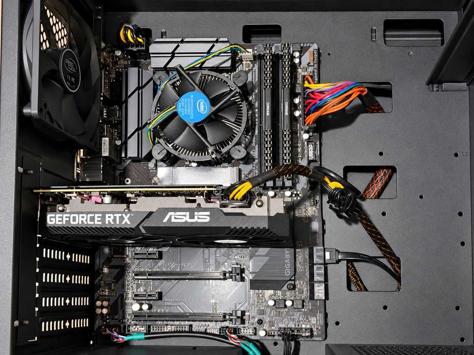 PC Gaming i7-8700 RTX 3060 12GB 32GB RAM SSD NVMe BONUS Monitor Philips 24