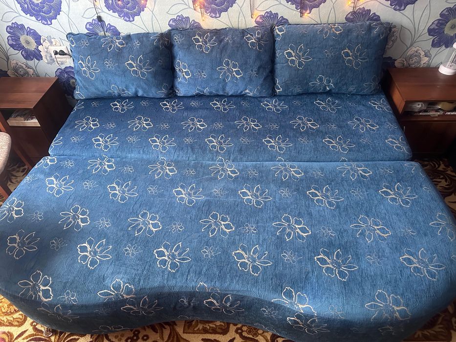 Диван софа продаю