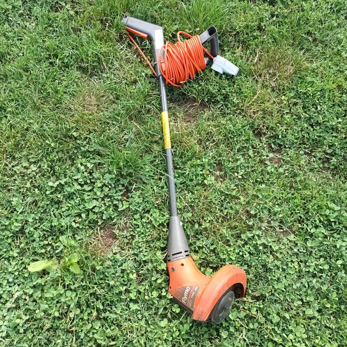 Trimmer iarba, gazon electric Flymo Multi Trim 200. Fabricatie UK