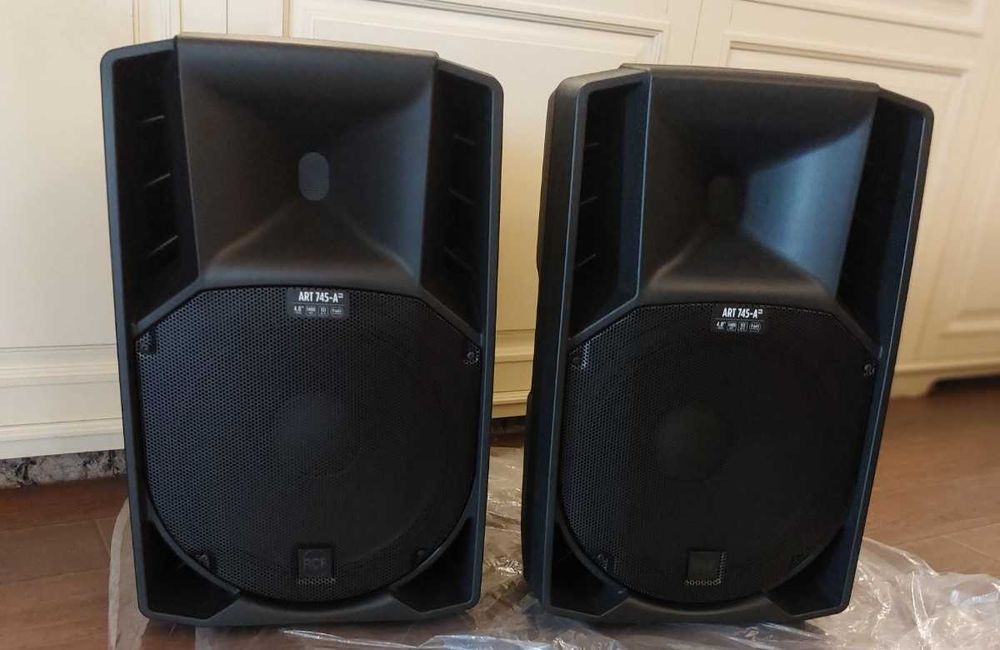 Активни тонколни RCF ART 745-A MK5 + Калъфи