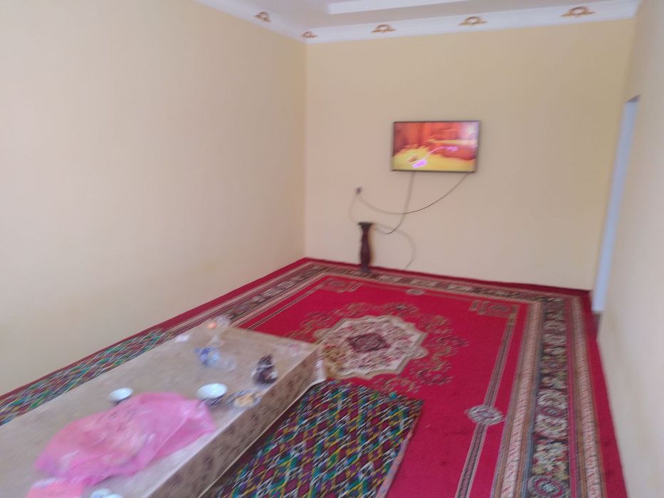 9охиринда икки каватли иккита 150квли  турар жойлар сотилади.