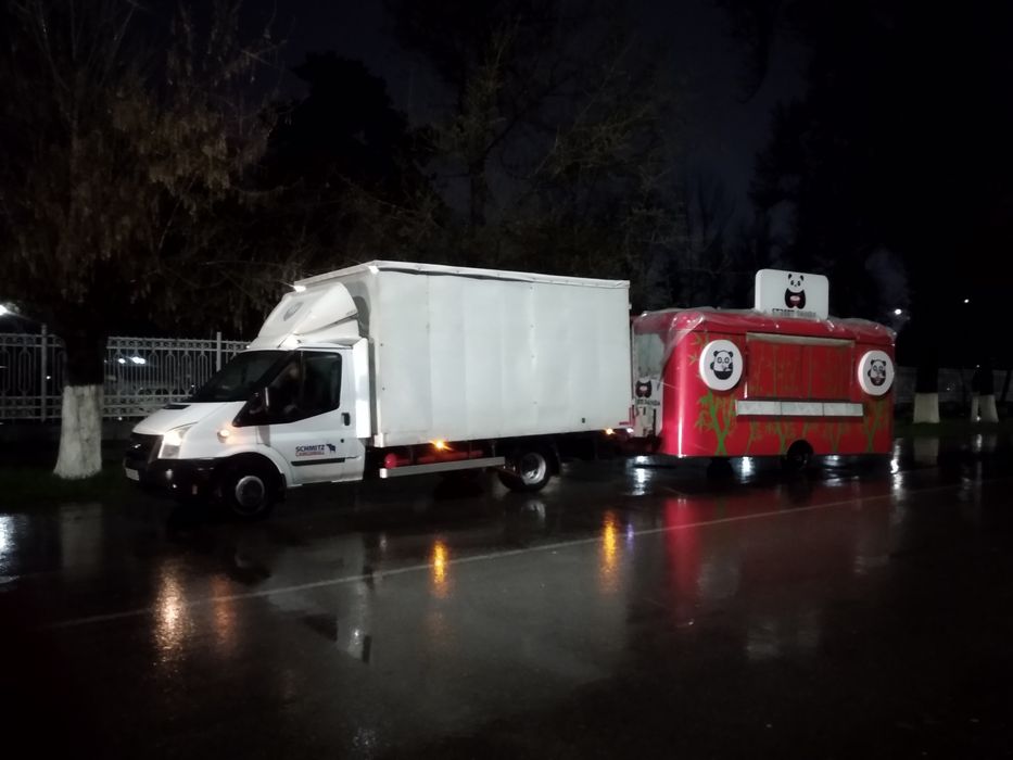 ФУДТРАКИ, ФАРКОП и ГИДРОБОРТ. Отбуксировка фудтраков и услуга машины с