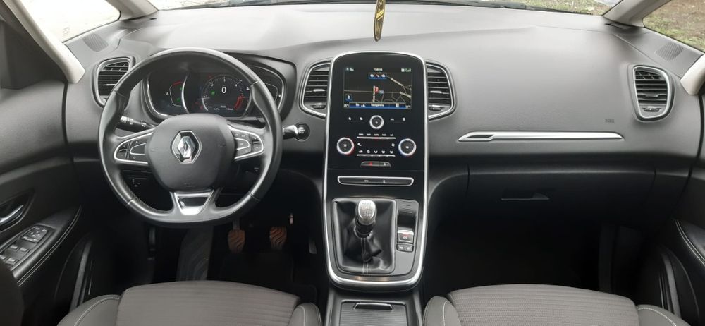 Renault  Scenic 2021