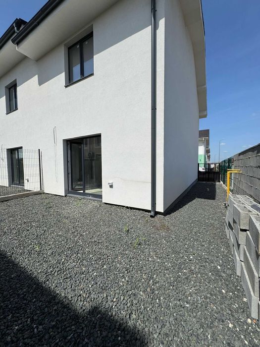 Casa insiruita Mosnita Noua langa Lidl-Penny, P+1E+Pod, 88 utili, gradina, parcare, finalizata la cheie