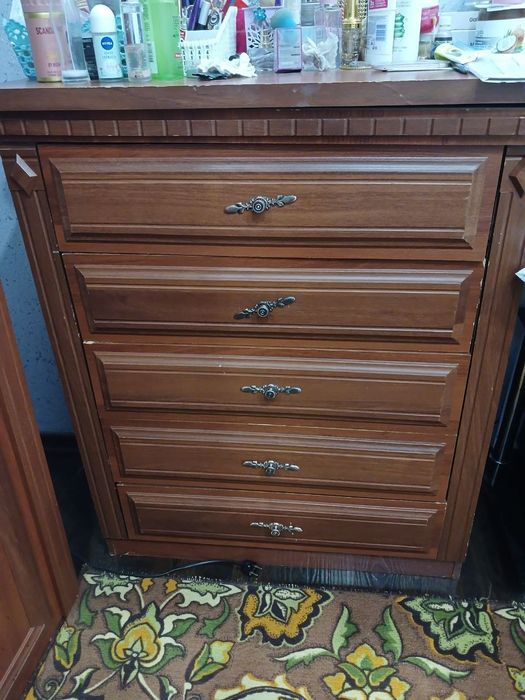 Spalniy garnitur B/U sotiladi